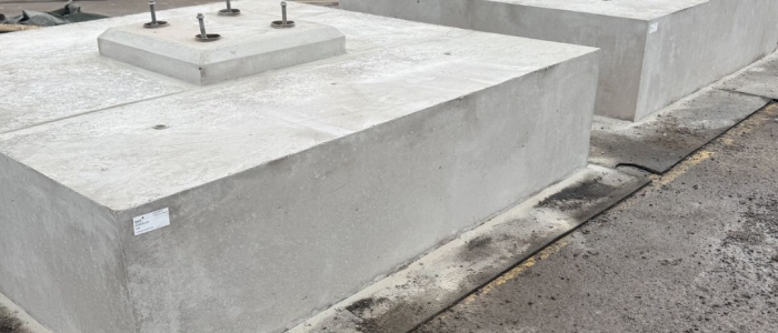 Precast concrete foundation bases for Luddon Construction